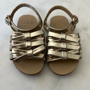 Janie and Jack size 4 gold bow sandals